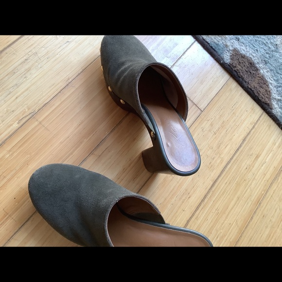 Clogs - Picture 5 of 5